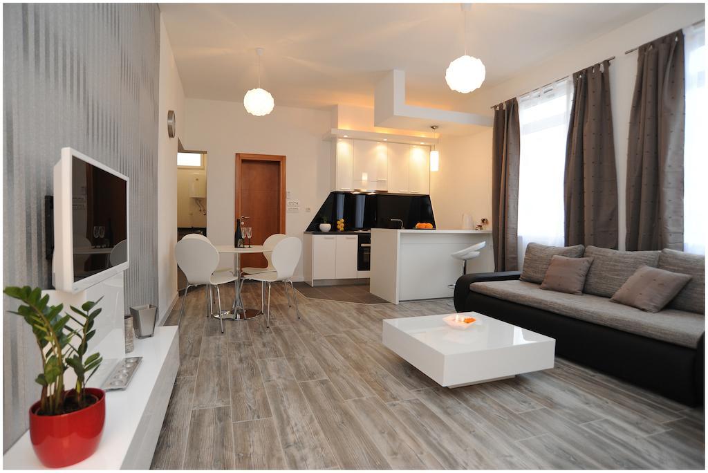 זאדאר Guest House D&G -I Apartment & Room מראה חיצוני תמונה